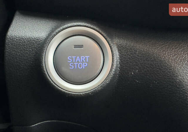 Белый Хендай Kona Electric, объемом двигателя 0 л и пробегом 124 тыс. км за 17494 $, фото 62 на Automoto.ua