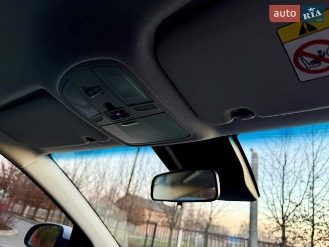 Белый Хендай Kona Electric, объемом двигателя 0 л и пробегом 78 тыс. км за 17250 $, фото 76 на Automoto.ua