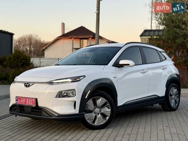 Белый Хендай Kona Electric, объемом двигателя 0 л и пробегом 78 тыс. км за 17250 $, фото 9 на Automoto.ua