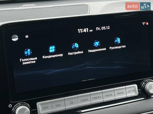 Белый Хендай Kona Electric, объемом двигателя 0 л и пробегом 111 тыс. км за 18570 $, фото 83 на Automoto.ua