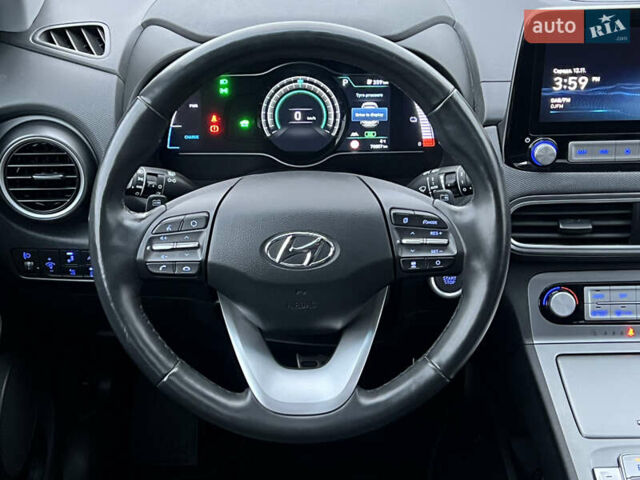 Білий Хендай Kona Electric, об'ємом двигуна 0 л та пробігом 70 тис. км за 19828 $, фото 54 на Automoto.ua