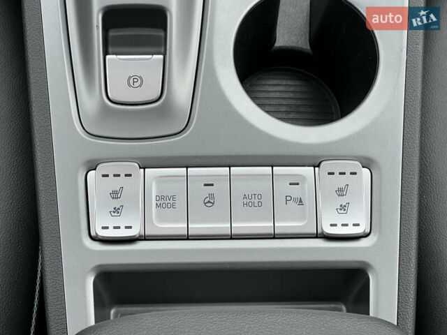 Белый Хендай Kona Electric, объемом двигателя 0 л и пробегом 111 тыс. км за 18570 $, фото 66 на Automoto.ua