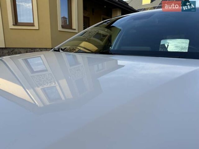 Білий Хендай Kona Electric, об'ємом двигуна 0 л та пробігом 64 тис. км за 16950 $, фото 22 на Automoto.ua