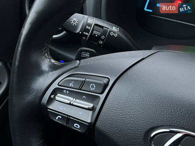 Білий Хендай Kona Electric, об'ємом двигуна 0 л та пробігом 70 тис. км за 19828 $, фото 56 на Automoto.ua