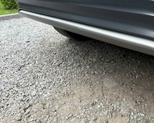 Белый Хендай Kona Electric, объемом двигателя 0 л и пробегом 92 тыс. км за 17950 $, фото 29 на Automoto.ua