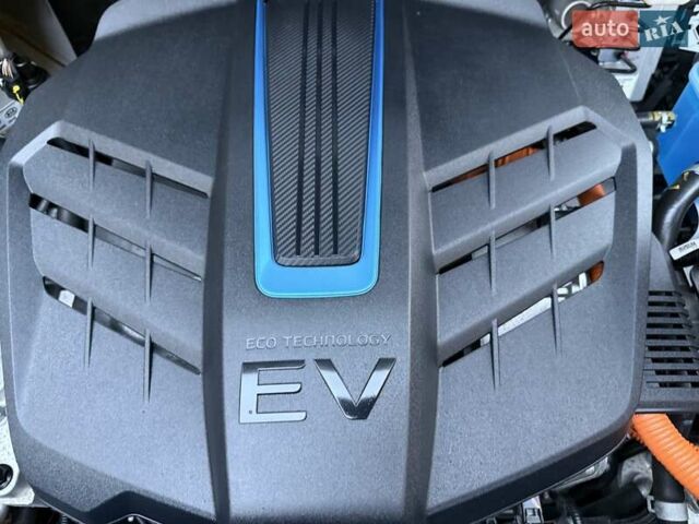 Белый Хендай Kona Electric, объемом двигателя 0 л и пробегом 92 тыс. км за 17950 $, фото 48 на Automoto.ua