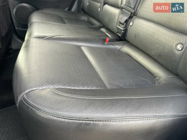 Белый Хендай Kona Electric, объемом двигателя 0 л и пробегом 117 тыс. км за 16500 $, фото 13 на Automoto.ua