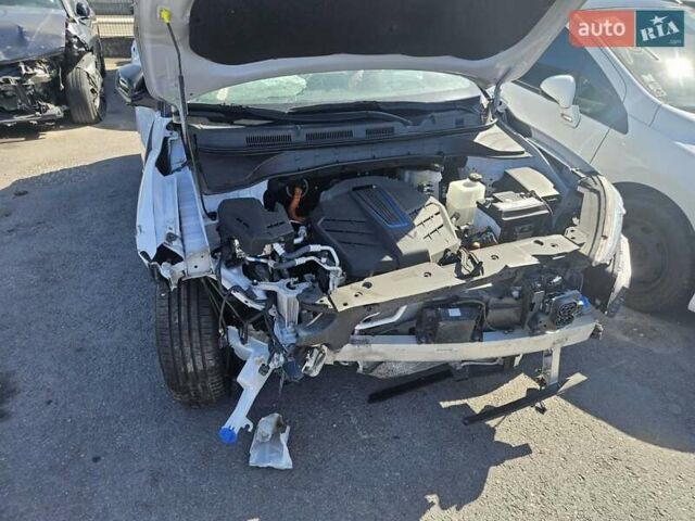 Білий Хендай Kona Electric, об'ємом двигуна 0 л та пробігом 89 тис. км за 9999 $, фото 3 на Automoto.ua