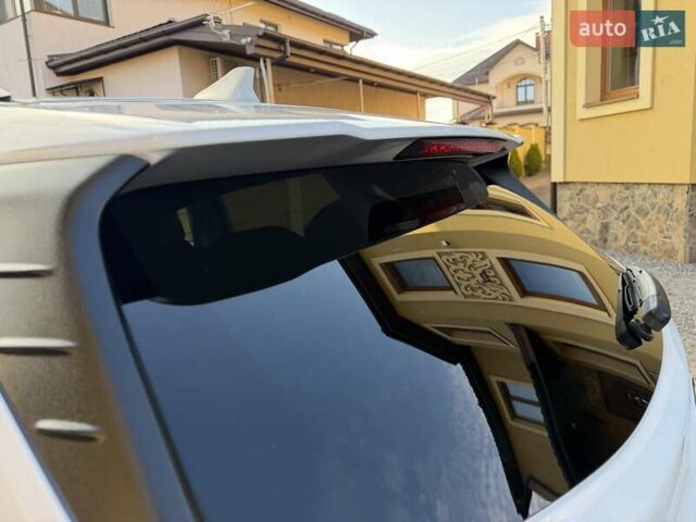 Білий Хендай Kona Electric, об'ємом двигуна 0 л та пробігом 64 тис. км за 16950 $, фото 38 на Automoto.ua