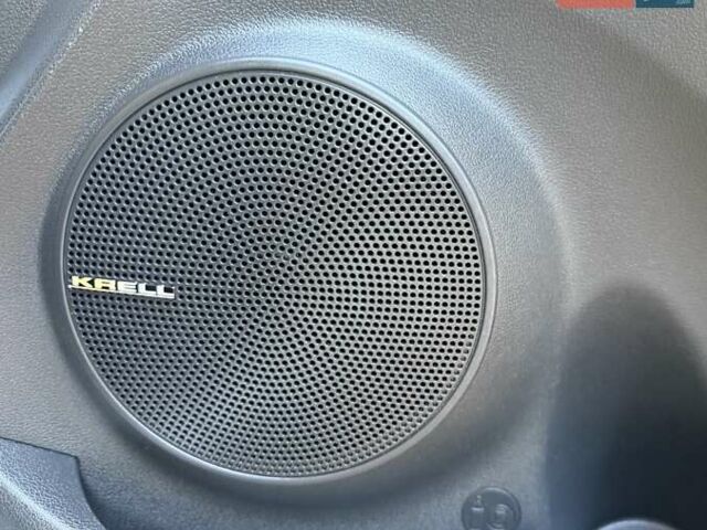 Білий Хендай Kona Electric, об'ємом двигуна 0 л та пробігом 64 тис. км за 16950 $, фото 114 на Automoto.ua