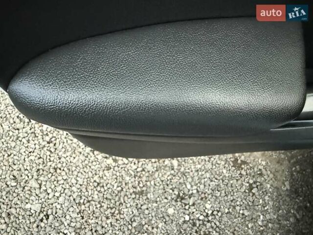 Белый Хендай Kona Electric, объемом двигателя 0 л и пробегом 92 тыс. км за 17950 $, фото 74 на Automoto.ua