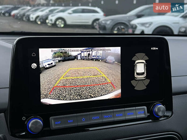 Білий Хендай Kona Electric, об'ємом двигуна 0 л та пробігом 70 тис. км за 19828 $, фото 64 на Automoto.ua