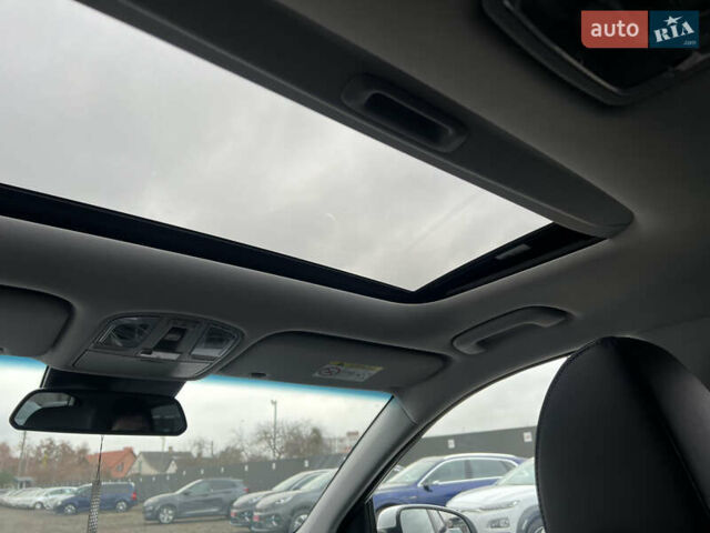 Белый Хендай Kona Electric, объемом двигателя 0 л и пробегом 111 тыс. км за 18570 $, фото 47 на Automoto.ua