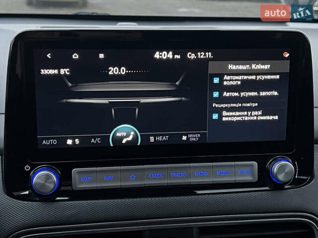 Білий Хендай Kona Electric, об'ємом двигуна 0 л та пробігом 70 тис. км за 19828 $, фото 70 на Automoto.ua