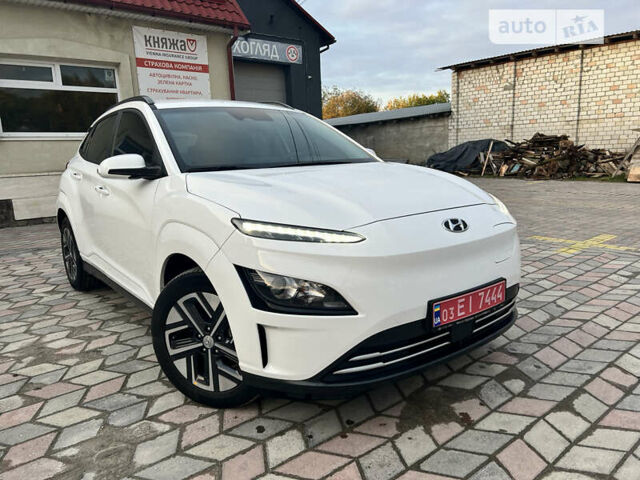 Білий Хендай Kona Electric, об'ємом двигуна 0 л та пробігом 21 тис. км за 19300 $, фото 1 на Automoto.ua