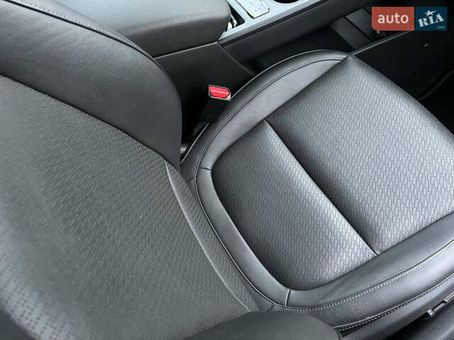 Білий Хендай Kona Electric, об'ємом двигуна 0 л та пробігом 70 тис. км за 19828 $, фото 50 на Automoto.ua