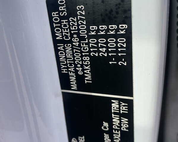 Белый Хендай Kona Electric, объемом двигателя 0 л и пробегом 117 тыс. км за 16500 $, фото 24 на Automoto.ua