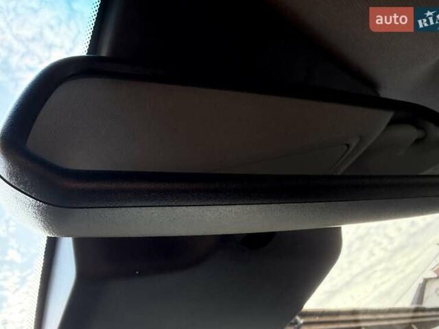 Білий Хендай Kona Electric, об'ємом двигуна 0 л та пробігом 64 тис. км за 16950 $, фото 96 на Automoto.ua