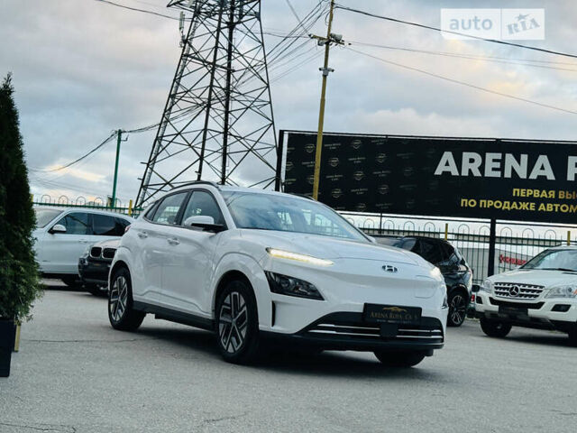 Білий Хендай Kona Electric, об'ємом двигуна 0 л та пробігом 39 тис. км за 20900 $, фото 7 на Automoto.ua