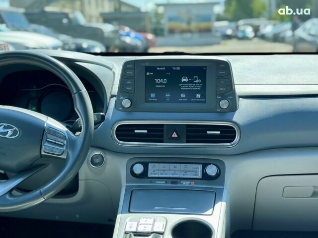 Белый Хендай Kona Electric, объемом двигателя 0 л и пробегом 149 тыс. км за 15350 $, фото 16 на Automoto.ua