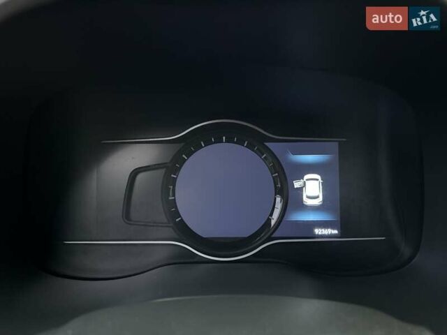 Белый Хендай Kona Electric, объемом двигателя 0 л и пробегом 92 тыс. км за 17950 $, фото 86 на Automoto.ua
