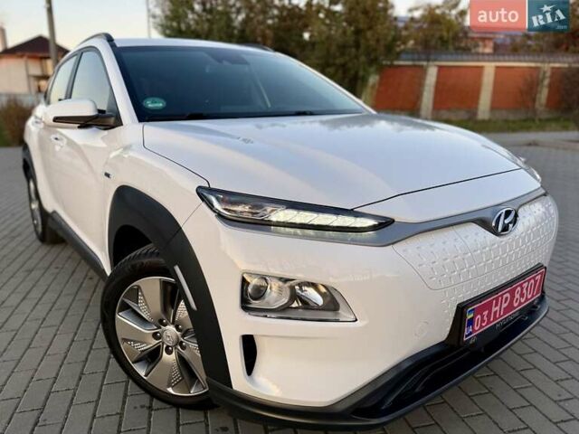 Белый Хендай Kona Electric, объемом двигателя 0 л и пробегом 78 тыс. км за 17250 $, фото 4 на Automoto.ua