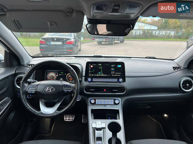 Белый Хендай Kona Electric, объемом двигателя 0 л и пробегом 120 тыс. км за 19550 $, фото 10 на Automoto.ua
