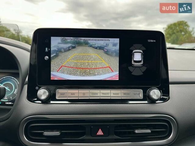 Белый Хендай Kona Electric, объемом двигателя 0 л и пробегом 108 тыс. км за 20900 $, фото 8 на Automoto.ua