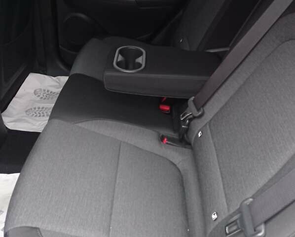 Белый Хендай Kona Electric, объемом двигателя 0 л и пробегом 42 тыс. км за 17500 $, фото 27 на Automoto.ua