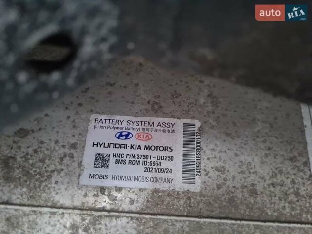 Белый Хендай Kona Electric, объемом двигателя 0 л и пробегом 60 тыс. км за 17700 $, фото 38 на Automoto.ua