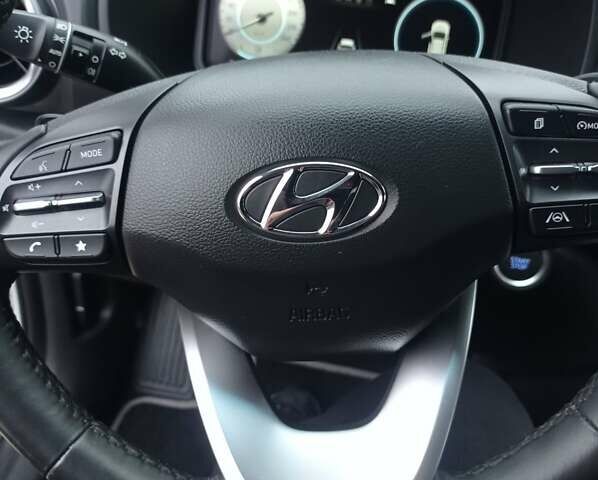 Белый Хендай Kona Electric, объемом двигателя 0 л и пробегом 42 тыс. км за 17500 $, фото 21 на Automoto.ua