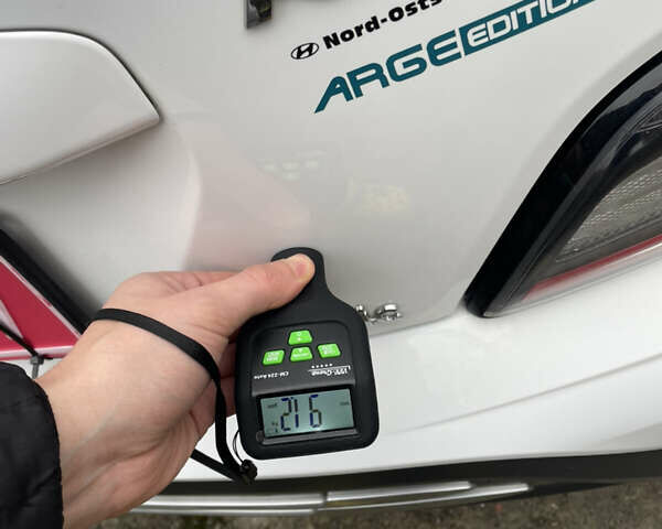 Белый Хендай Kona Electric, объемом двигателя 0 л и пробегом 57 тыс. км за 17600 $, фото 22 на Automoto.ua