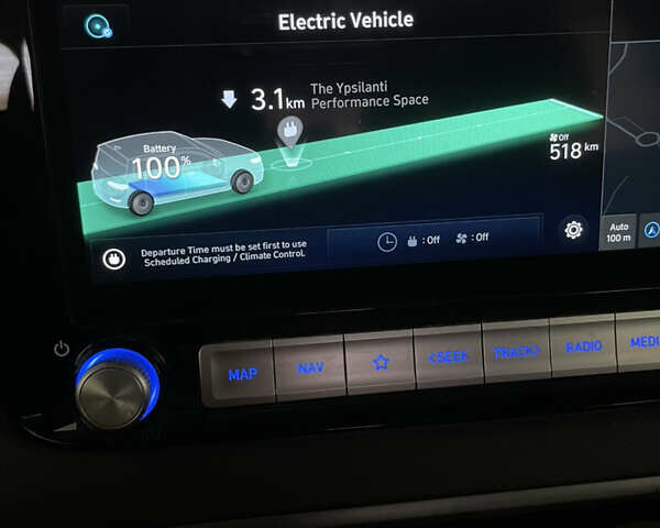 Белый Хендай Kona Electric, объемом двигателя 0 л и пробегом 123 тыс. км за 18000 $, фото 9 на Automoto.ua