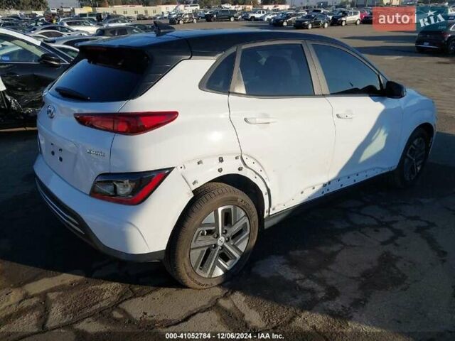 Белый Хендай Kona Electric, объемом двигателя 0 л и пробегом 40 тыс. км за 7800 $, фото 5 на Automoto.ua