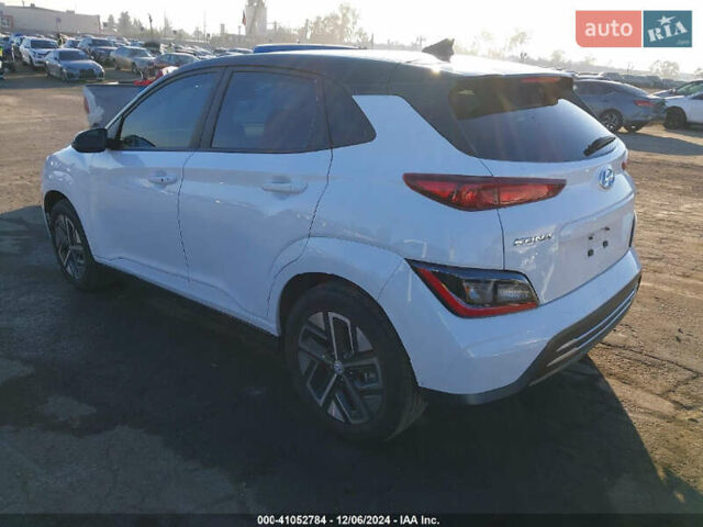 Белый Хендай Kona Electric, объемом двигателя 0 л и пробегом 40 тыс. км за 7800 $, фото 3 на Automoto.ua