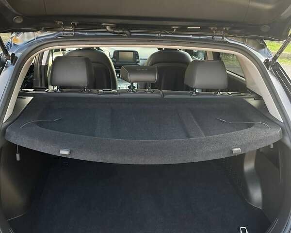 Черный Хендай Kona Electric, объемом двигателя 0 л и пробегом 100 тыс. км за 16999 $, фото 10 на Automoto.ua