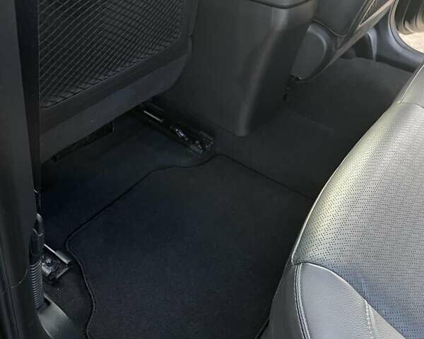 Черный Хендай Kona Electric, объемом двигателя 0 л и пробегом 100 тыс. км за 16999 $, фото 24 на Automoto.ua