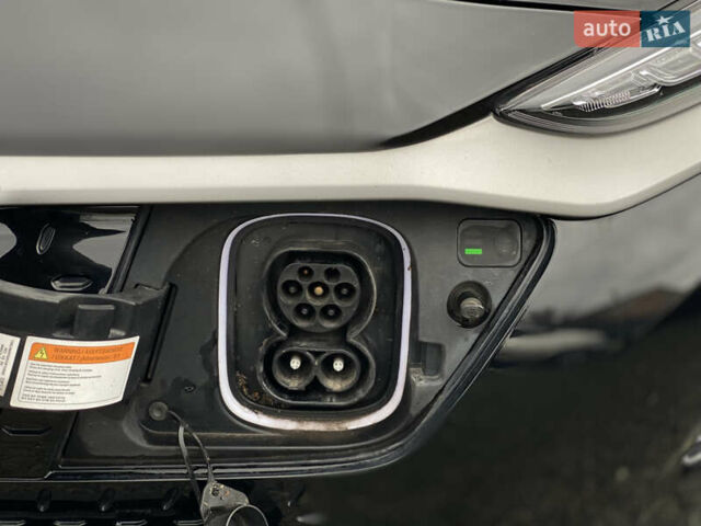 Черный Хендай Kona Electric, объемом двигателя 0 л и пробегом 123 тыс. км за 18900 $, фото 106 на Automoto.ua