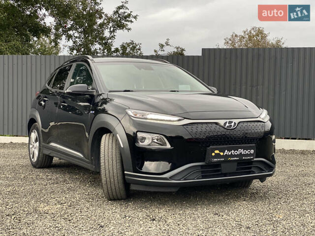 Черный Хендай Kona Electric, объемом двигателя 0 л и пробегом 123 тыс. км за 18900 $, фото 113 на Automoto.ua