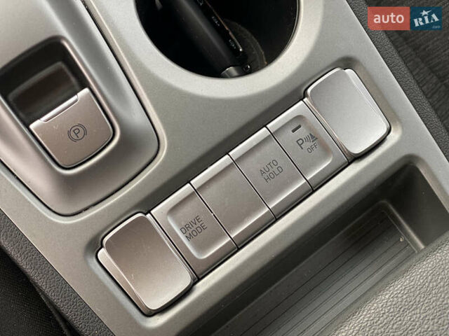 Черный Хендай Kona Electric, объемом двигателя 0 л и пробегом 123 тыс. км за 18900 $, фото 52 на Automoto.ua