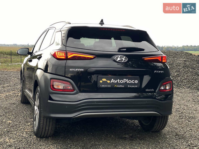 Черный Хендай Kona Electric, объемом двигателя 0 л и пробегом 123 тыс. км за 18900 $, фото 95 на Automoto.ua