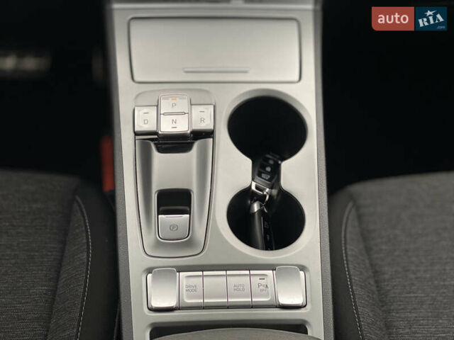 Черный Хендай Kona Electric, объемом двигателя 0 л и пробегом 123 тыс. км за 18900 $, фото 29 на Automoto.ua