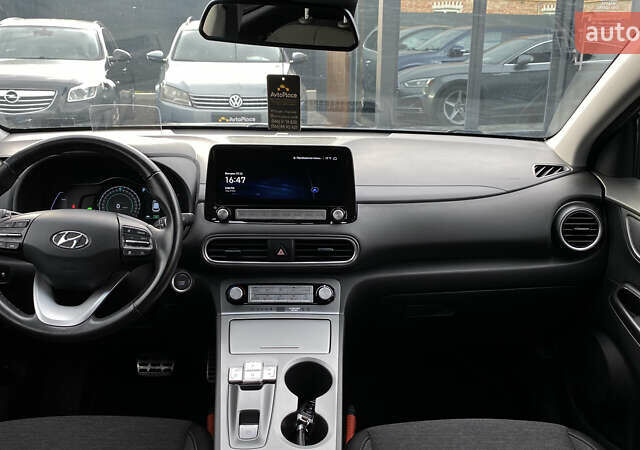 Черный Хендай Kona Electric, объемом двигателя 0 л и пробегом 123 тыс. км за 18900 $, фото 33 на Automoto.ua