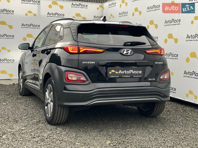 Черный Хендай Kona Electric, объемом двигателя 0 л и пробегом 123 тыс. км за 18900 $, фото 91 на Automoto.ua