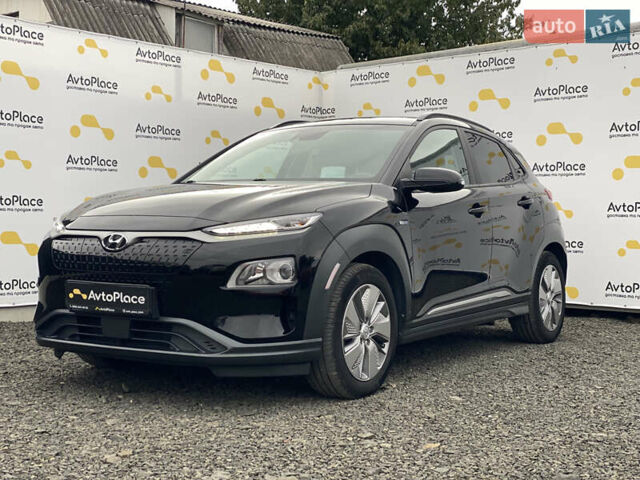 Черный Хендай Kona Electric, объемом двигателя 0 л и пробегом 123 тыс. км за 18900 $, фото 77 на Automoto.ua
