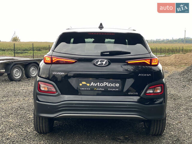 Черный Хендай Kona Electric, объемом двигателя 0 л и пробегом 123 тыс. км за 18900 $, фото 96 на Automoto.ua