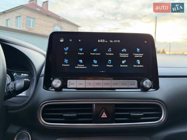 Черный Хендай Kona Electric, объемом двигателя 0 л и пробегом 125 тыс. км за 18599 $, фото 47 на Automoto.ua