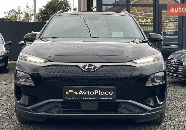 Черный Хендай Kona Electric, объемом двигателя 0 л и пробегом 123 тыс. км за 18900 $, фото 16 на Automoto.ua