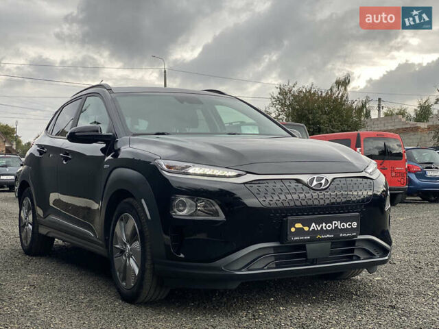Черный Хендай Kona Electric, объемом двигателя 0 л и пробегом 123 тыс. км за 18900 $, фото 105 на Automoto.ua