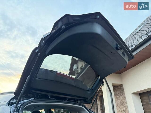 Черный Хендай Kona Electric, объемом двигателя 0 л и пробегом 125 тыс. км за 18599 $, фото 83 на Automoto.ua